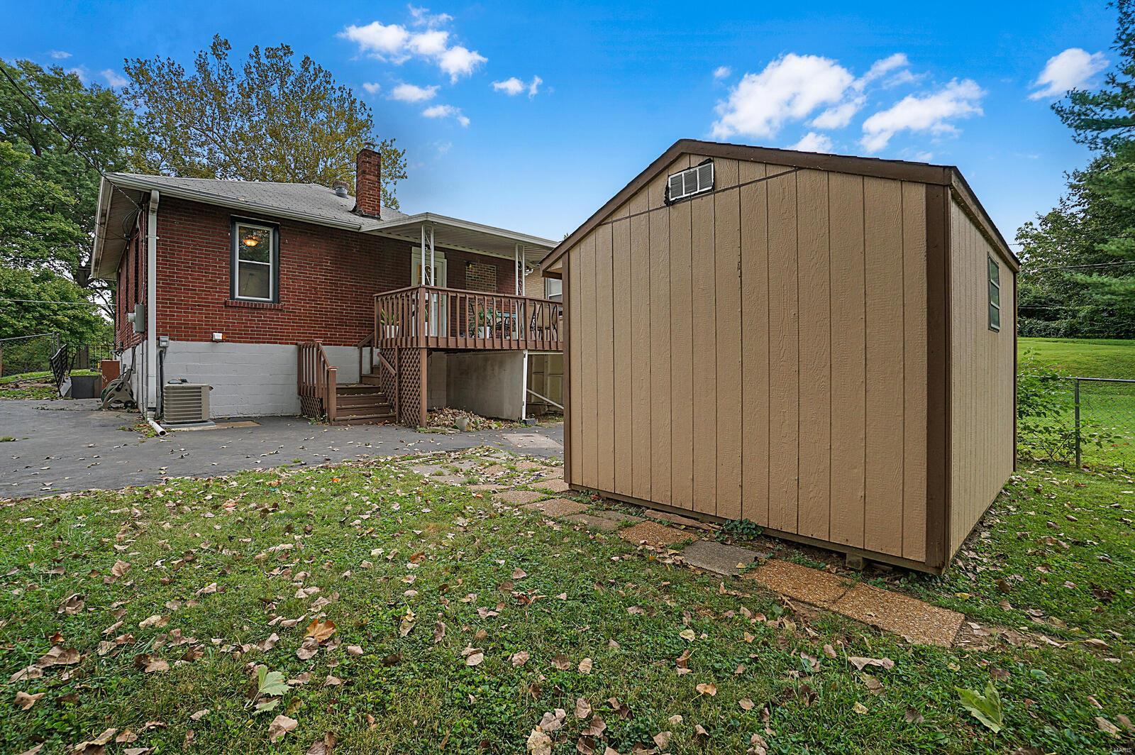 2435 Walton Road St. Louis, MO 63114 - Photo 25 of 26 Gallery Image 25