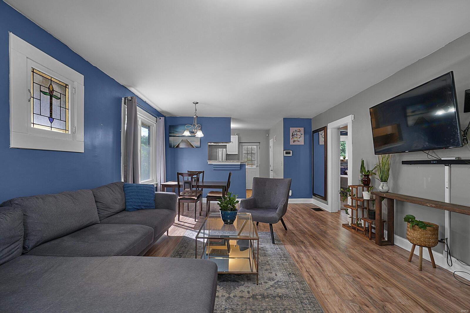 2435 Walton Road St. Louis, MO 63114 - Photo 5 of 26 Gallery Image 5
