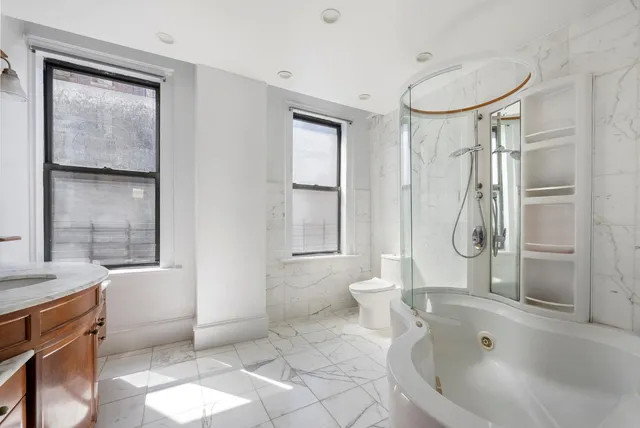 $1,850,000 | 825 West End Avenue, Unit 7D | Upper West Side