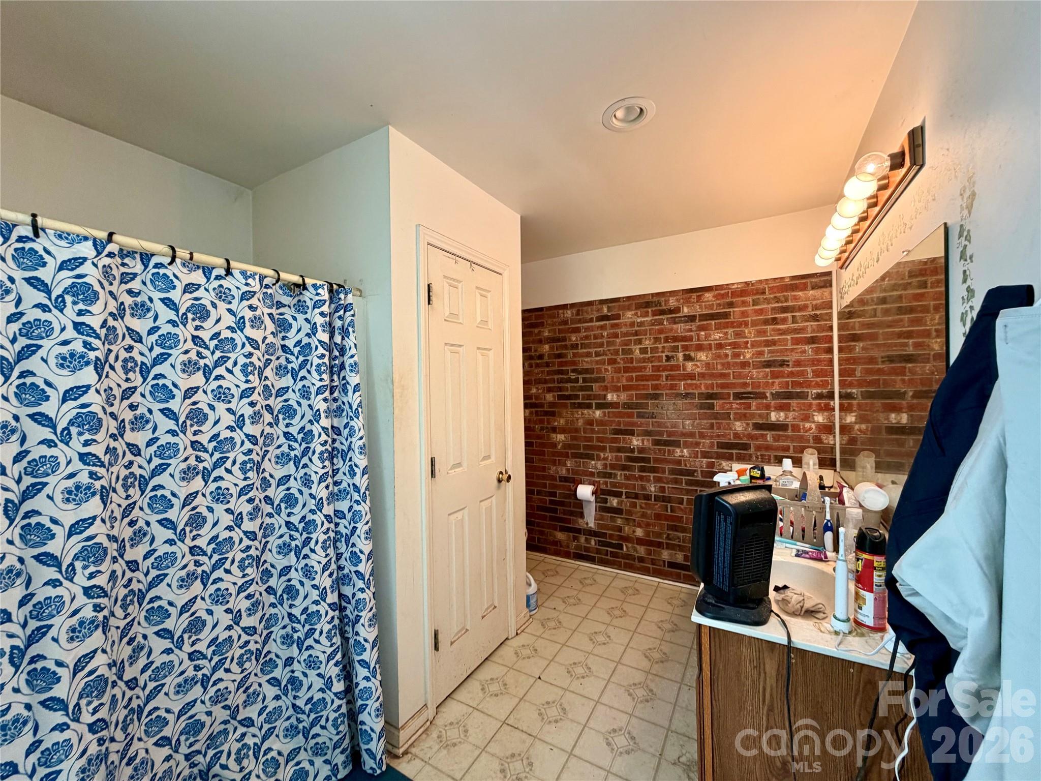 781 Rock Road Rutherfordton, NC 28139 - Photo 13 of 28 a view of utility room
