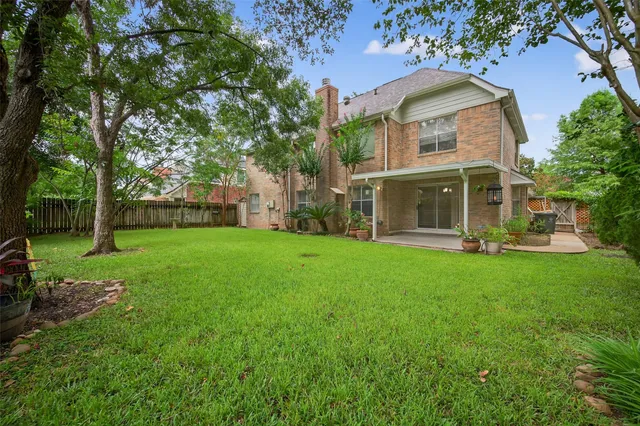 $2,600 | 2803 Randons Bell Drive, Sugar Land, TX 77479