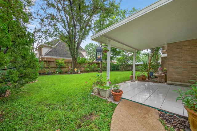 $2,600 | 2803 Randons Bell Drive, Sugar Land, TX 77479