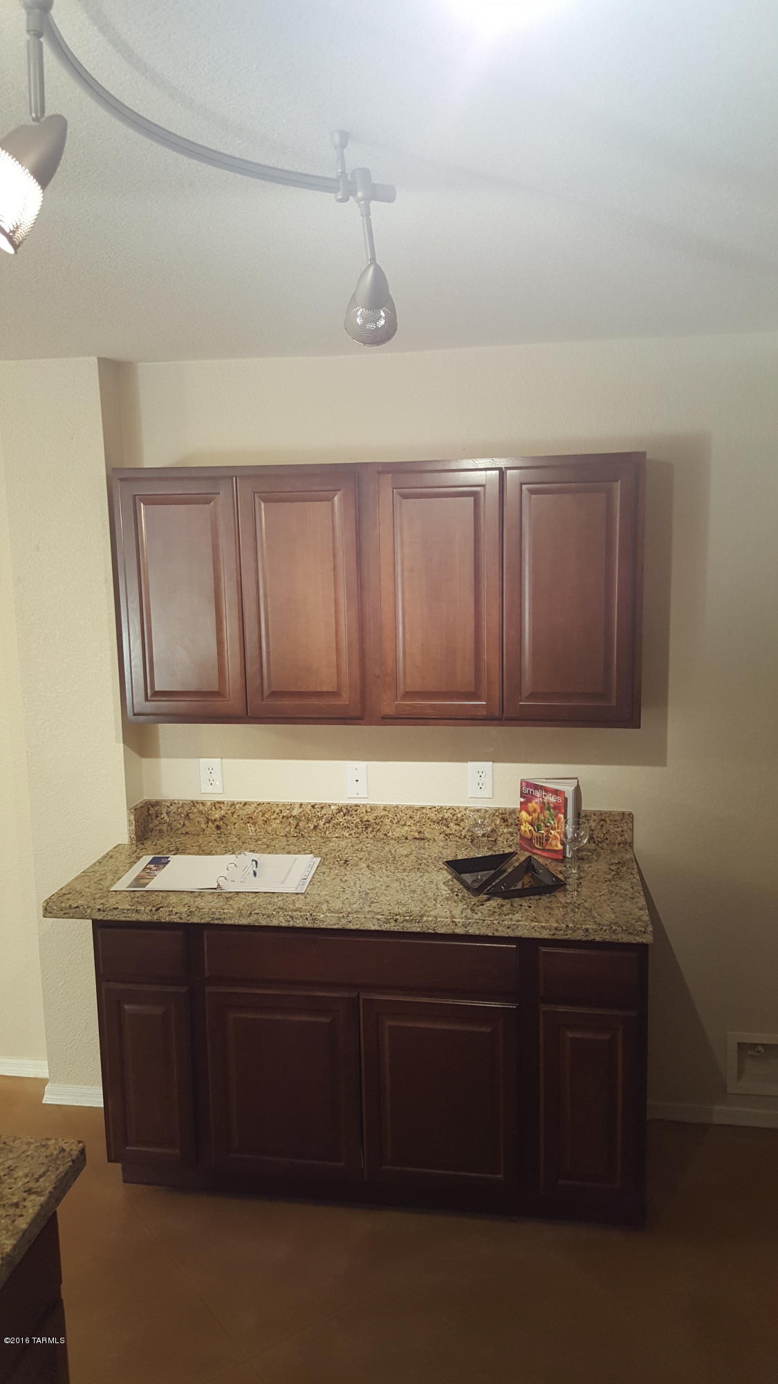 5747 South Manta Ray Road Tucson, AZ 85706 - Photo 5 of 23 Gallery Image 5