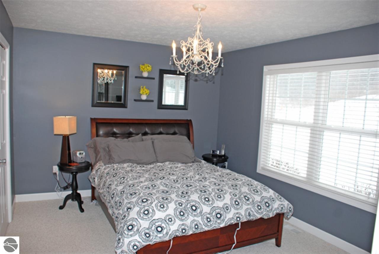 856 Napolean Way Traverse City, MI 49696 - Photo 19 of 29 1780235-18.JPG