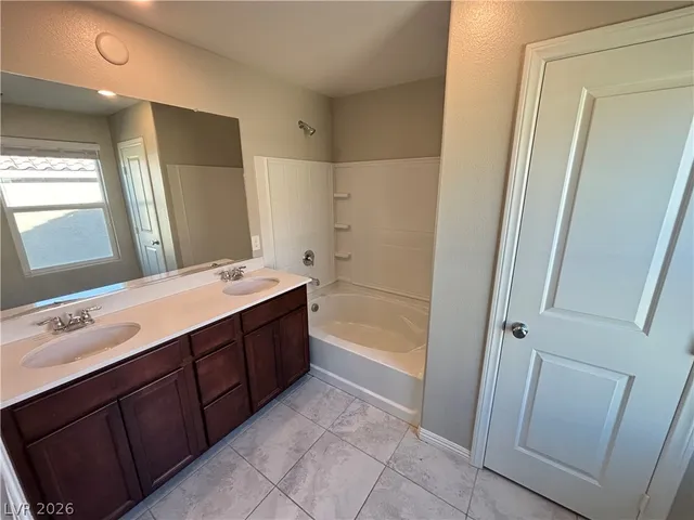 $1,975 | 1106 Belton Lake Avenue, North Las Vegas, NV 89086