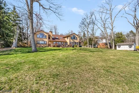 $2,677,777 | 1531 Coles Avenue, Mountainside, NJ 07092