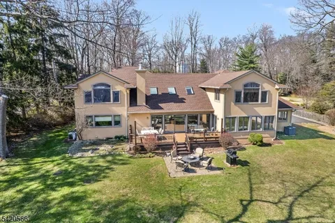$2,677,777 | 1531 Coles Avenue, Mountainside, NJ 07092