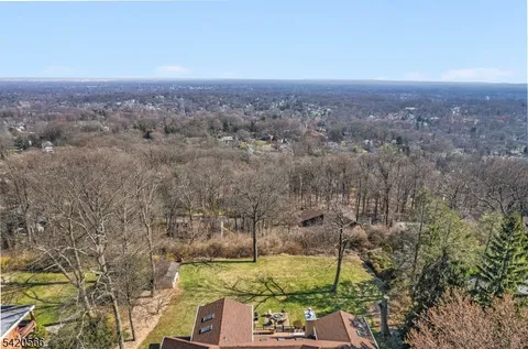 $2,677,777 | 1531 Coles Avenue, Mountainside, NJ 07092