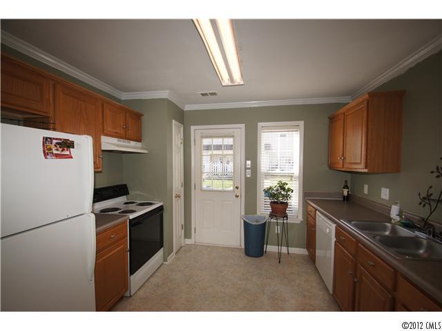 17349 Villanova Road, Unit 92 Huntersville, NC 28078 - Photo 3 of 7 Gallery Image 3