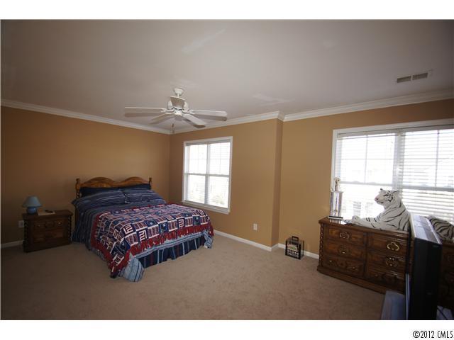 17349 Villanova Road, Unit 92 Huntersville, NC 28078 - Photo 4 of 7 Gallery Image 4