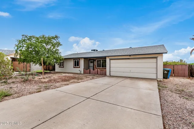 $1,995 | 2323 East Kathleen Road, Phoenix, AZ 85022