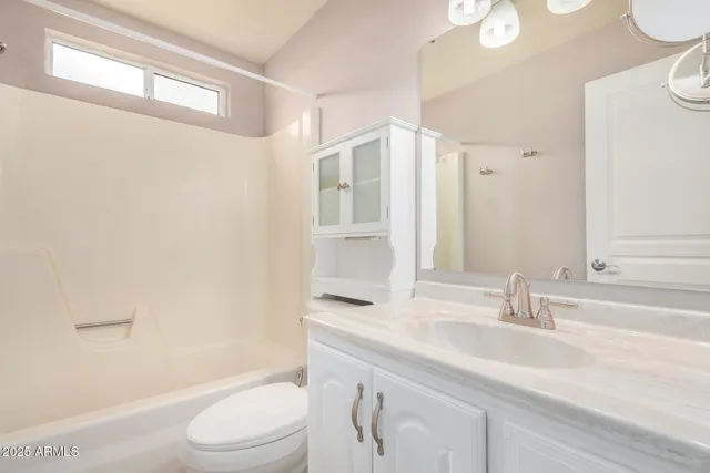 $1,995 | 2323 East Kathleen Road, Phoenix, AZ 85022