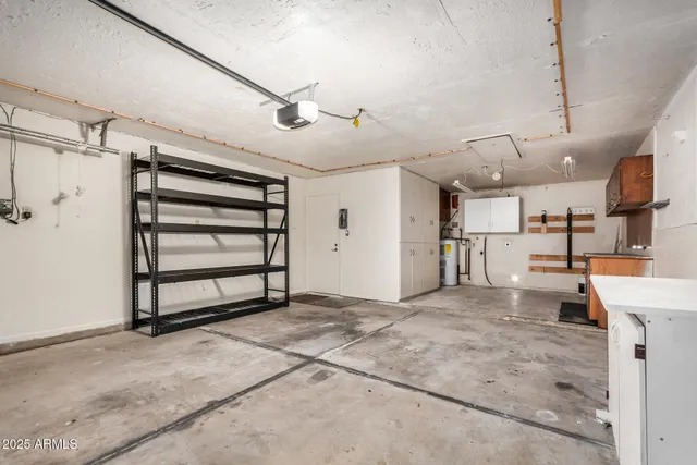 $1,995 | 2323 East Kathleen Road, Phoenix, AZ 85022