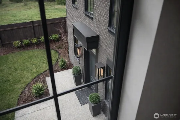 $1,799,800 | 601 Chris David Drive, Steilacoom, WA 98388