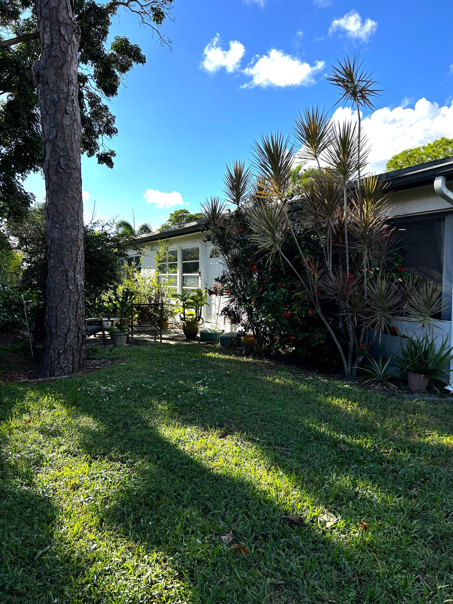5200 Privet Place, Unit C Delray Beach, FL 33484 - Photo 24 of 27 5200 PRIVET PL OUTDOOR BACKYARD