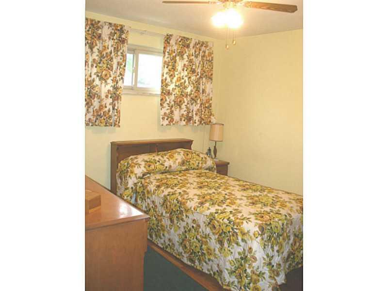 2255 Walters Road Allison Park, PA 15101 - Photo 15 of 25 Bedroom.