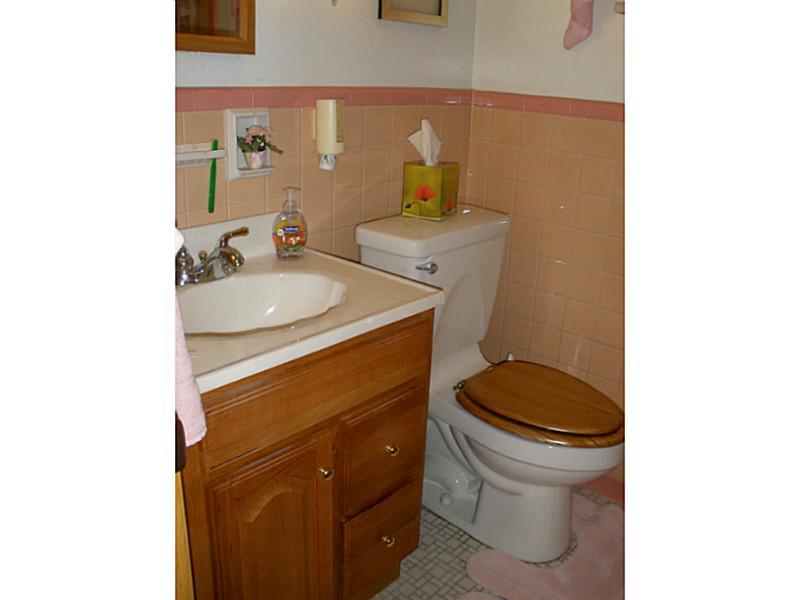 2255 Walters Road Allison Park, PA 15101 - Photo 18 of 25 Full Bath.