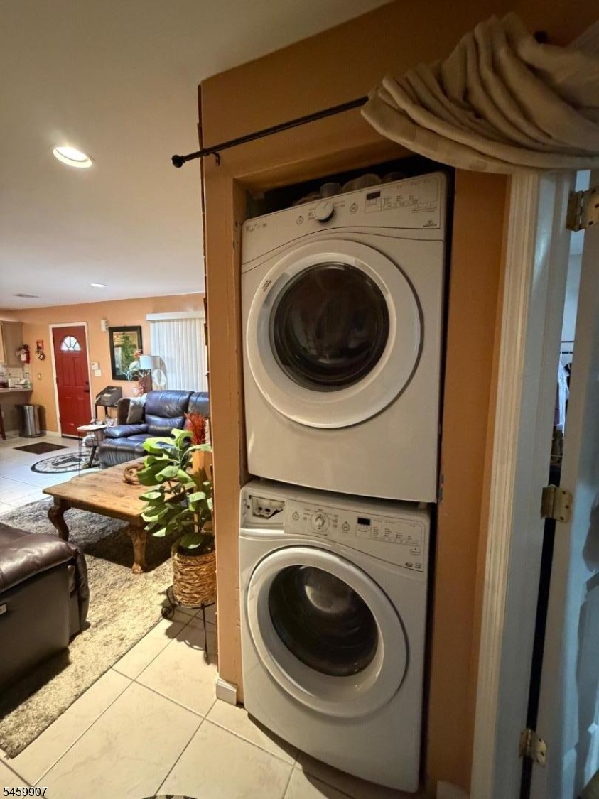 117 Ritorto Court, Unit 2 Union, NJ 07083 - Photo 8 of 10 Gallery Image 8