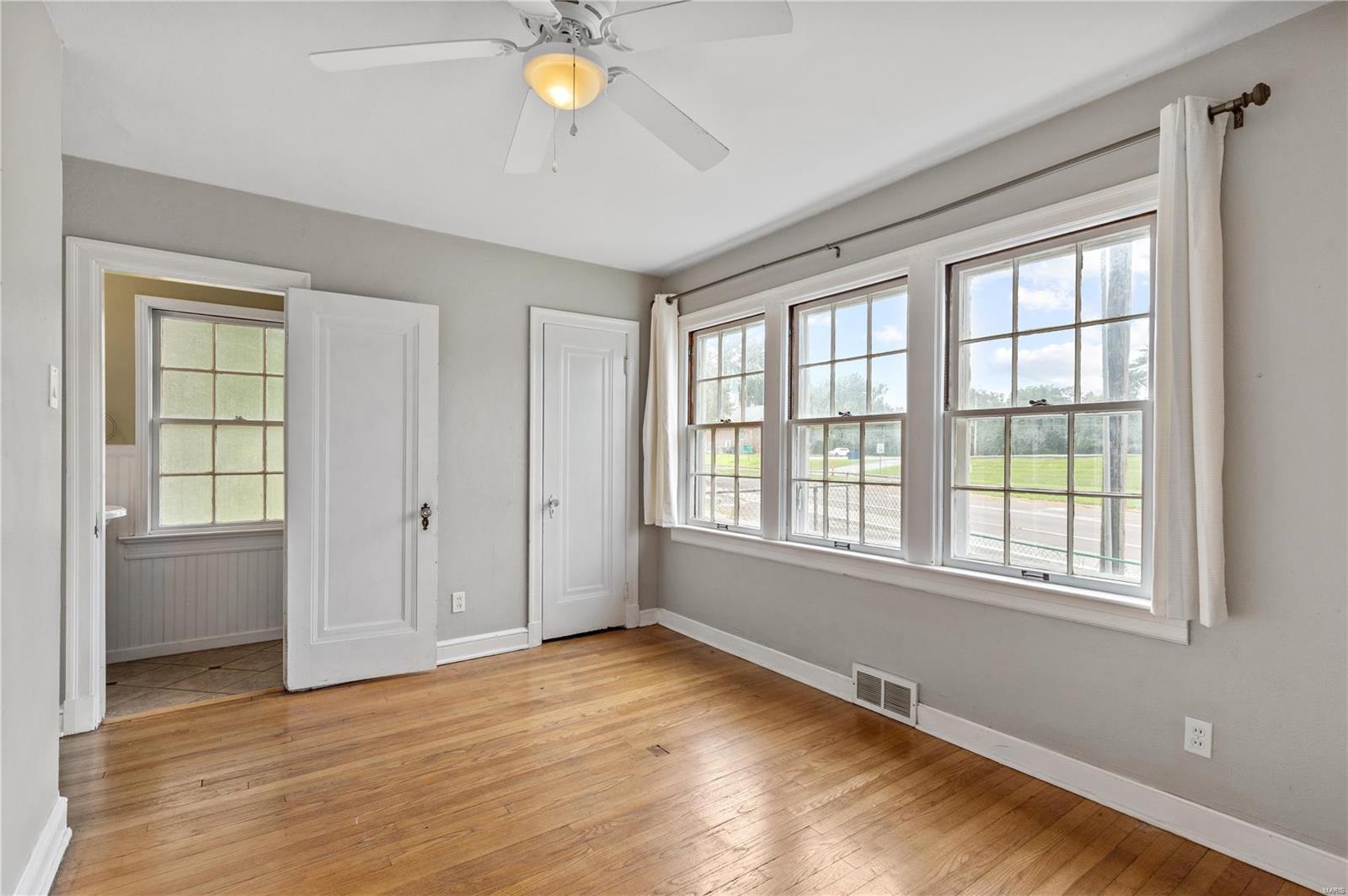 2400 Brown Road St. Louis, MO 63114 - Photo 14 of 29 Gallery Image 14