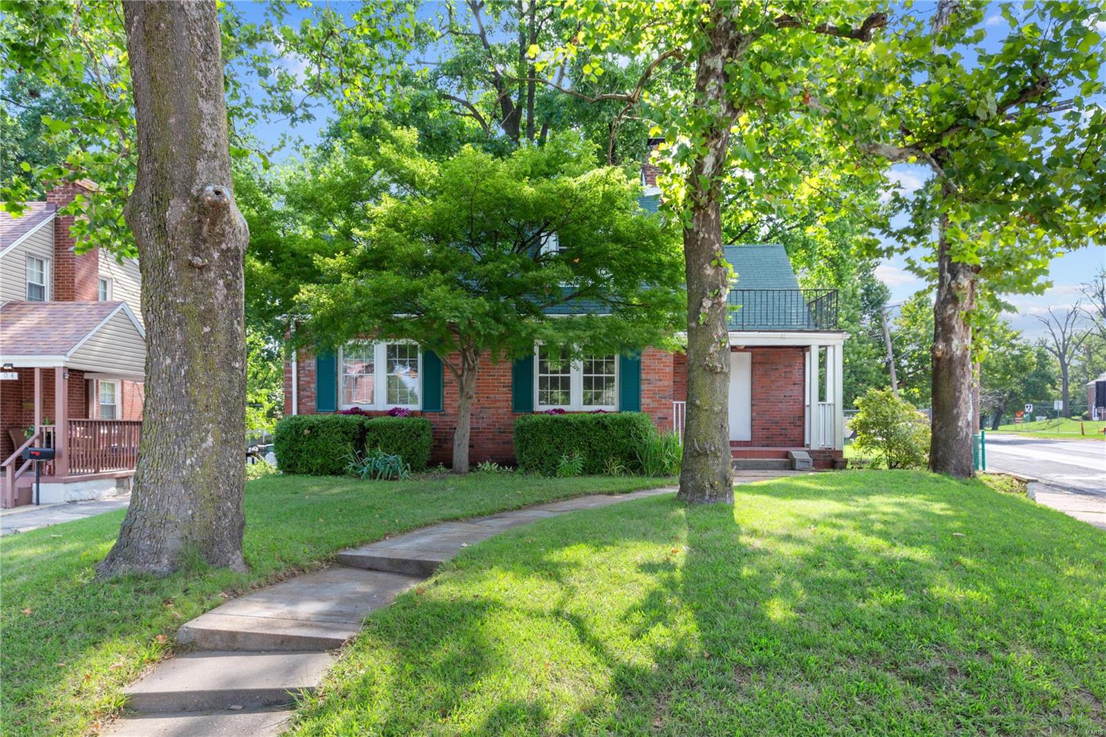 2400 Brown Road St. Louis, MO 63114 - Photo 2 of 29 Gallery Image 2