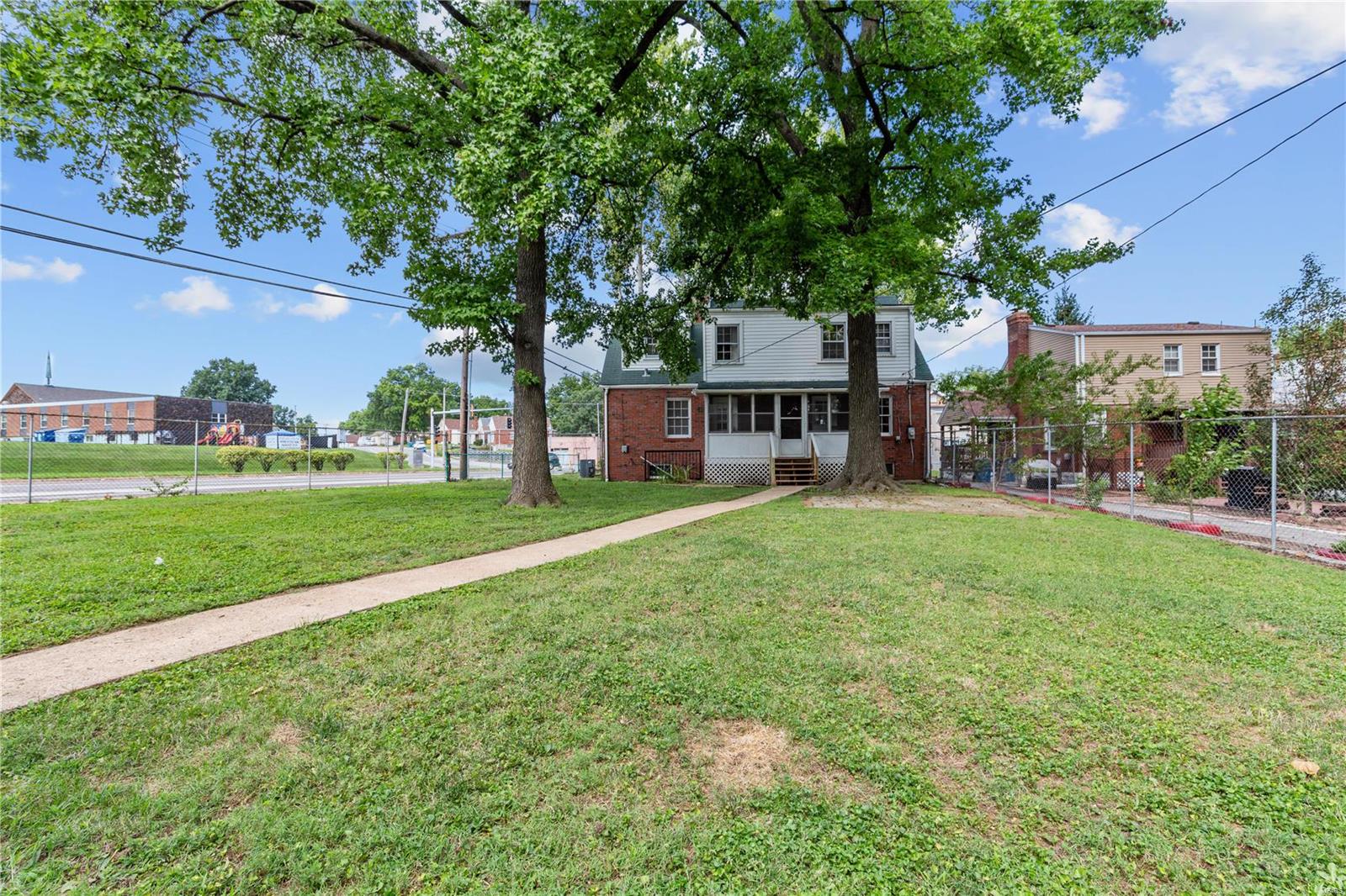 2400 Brown Road St. Louis, MO 63114 - Photo 24 of 29 Gallery Image 24