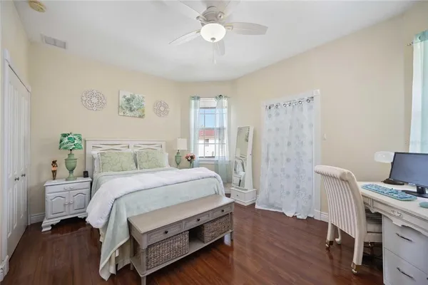 $525,000 | 1621 Dr Martin Luther King Way, Sarasota, FL 34234