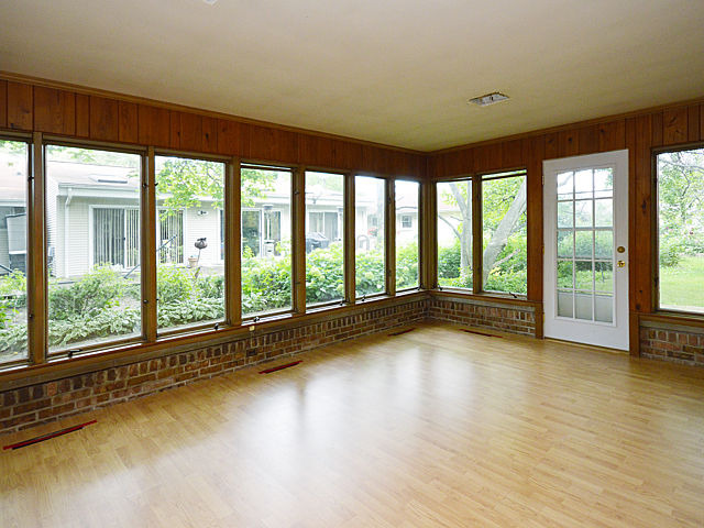 810 Redbud Lane Wilmette, IL 60091 - Photo 13 of 14