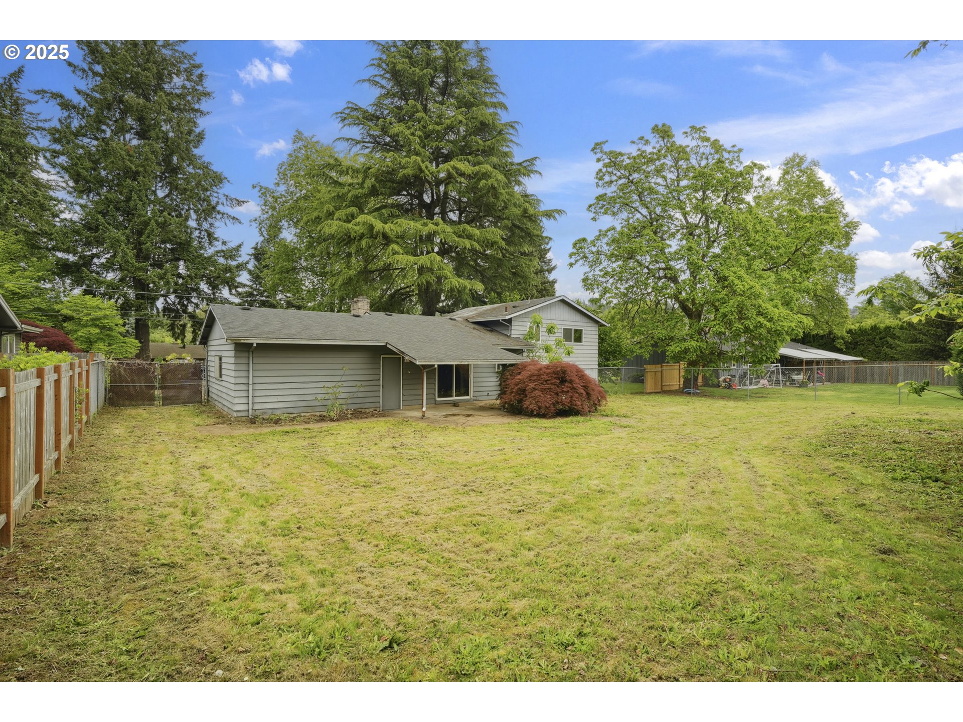 1237 Blankenship Road West Linn, OR 97068 - Photo 24 of 28