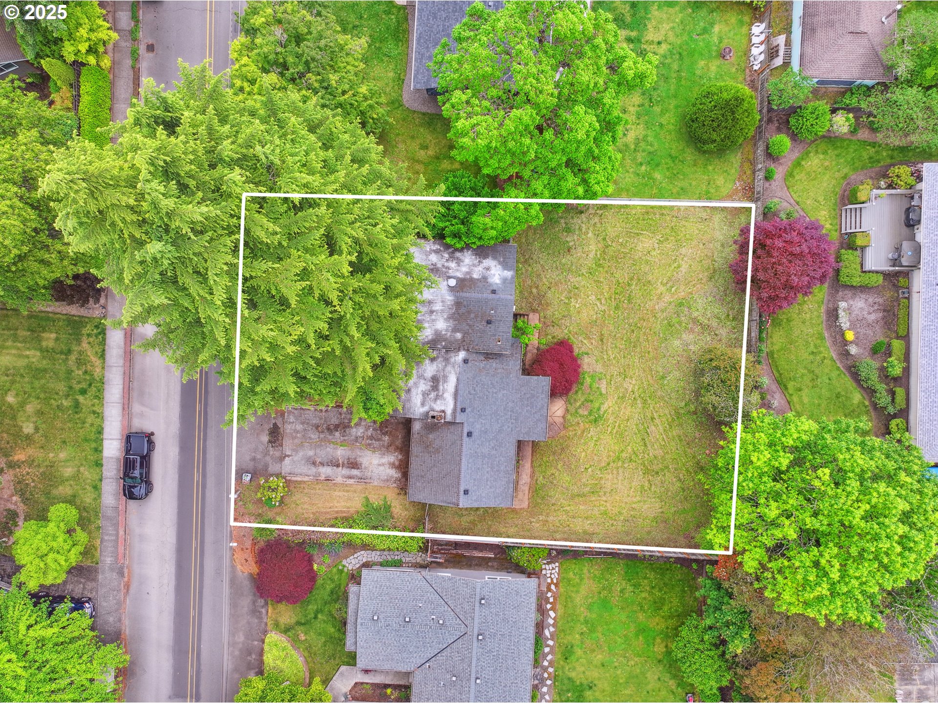 1237 Blankenship Road West Linn, OR 97068 - Photo 26 of 28