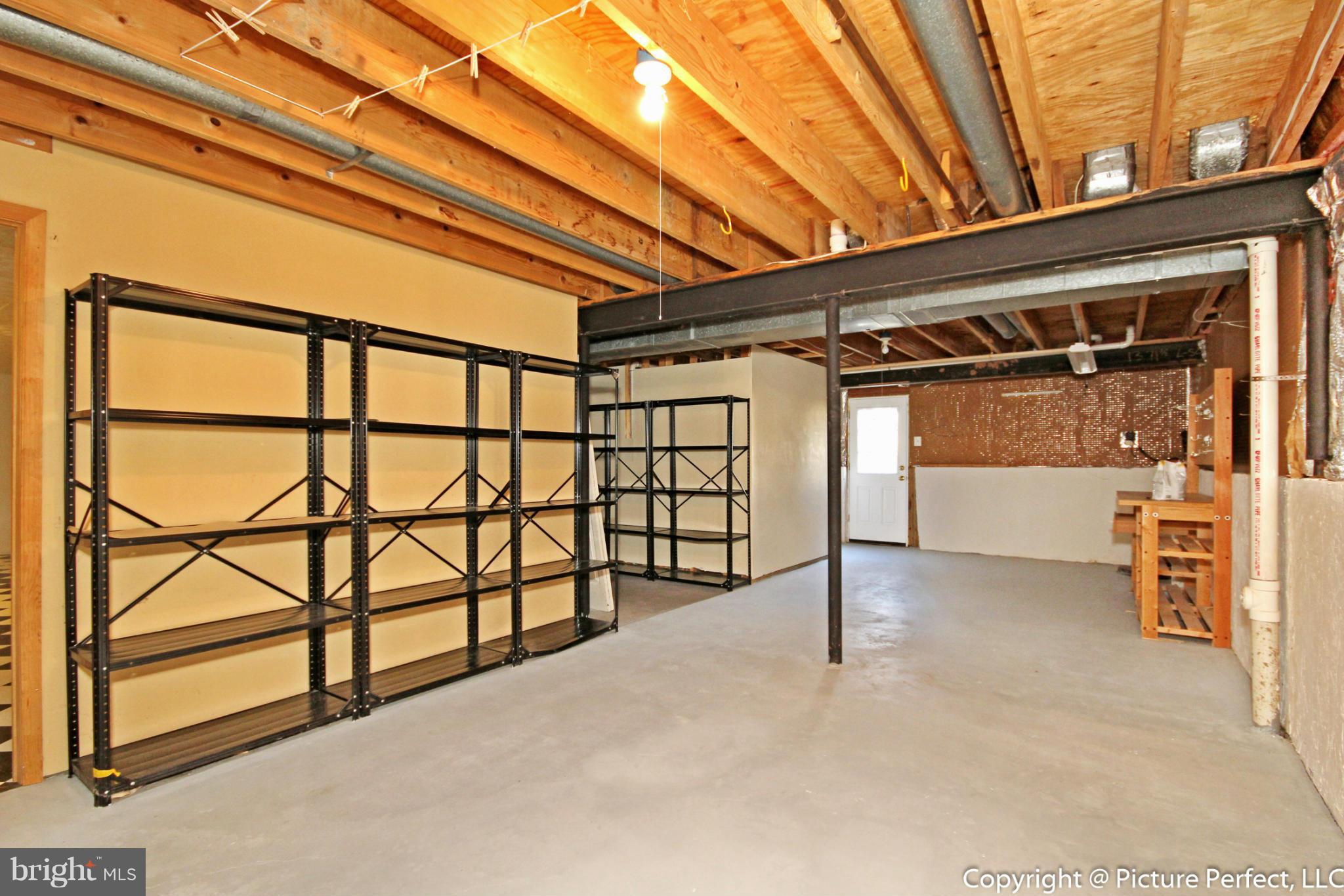 19111 Munger Farm Road Poolesville, MD 20837 - Photo 27 of 30 a view of an empty room with a window