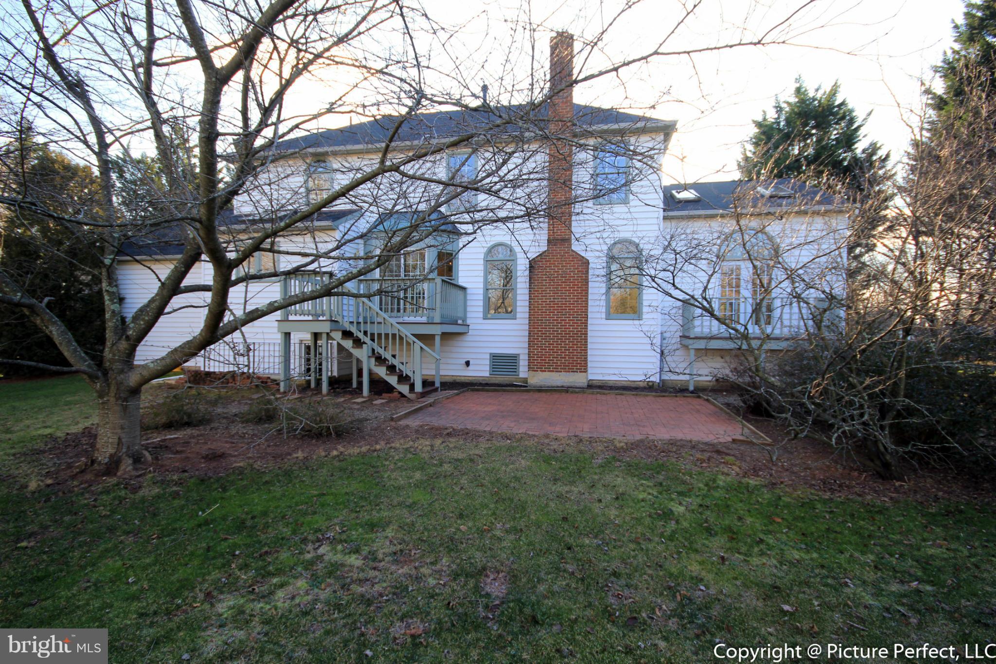19111 Munger Farm Road Poolesville, MD 20837 - Photo 4 of 30 a view of a house with a yard