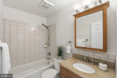 $475,000 | 9801 Dairyton Court, Gaithersburg, MD 20886