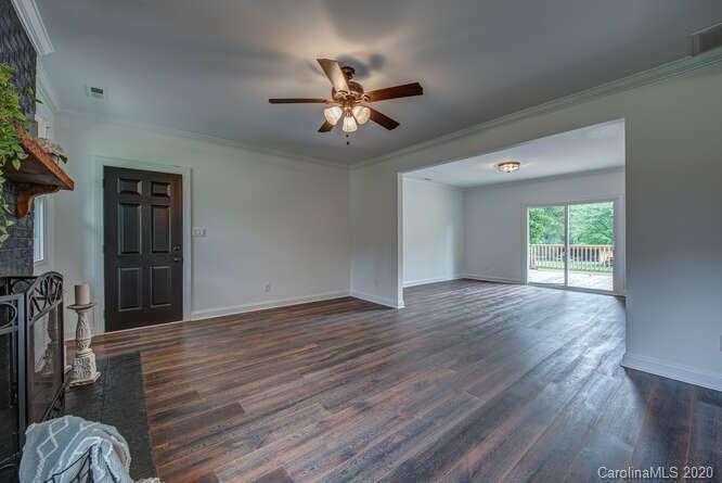 3482 Boat Club Road Belmont, NC 28012 - Photo 10 of 24 Gallery Image 10
