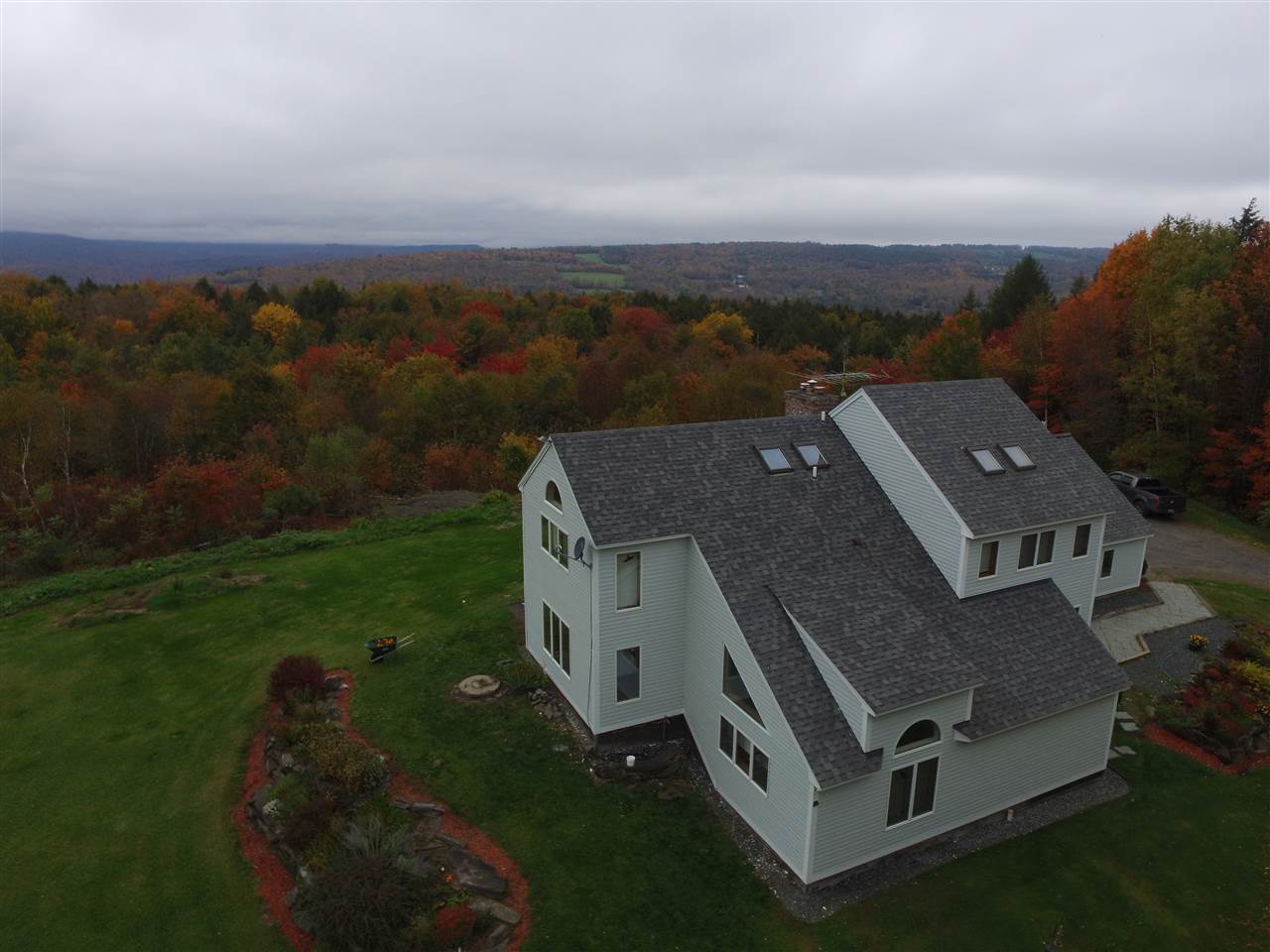 529 Harlow Hill Road Randolph, VT 05060 - Photo 3 of 25