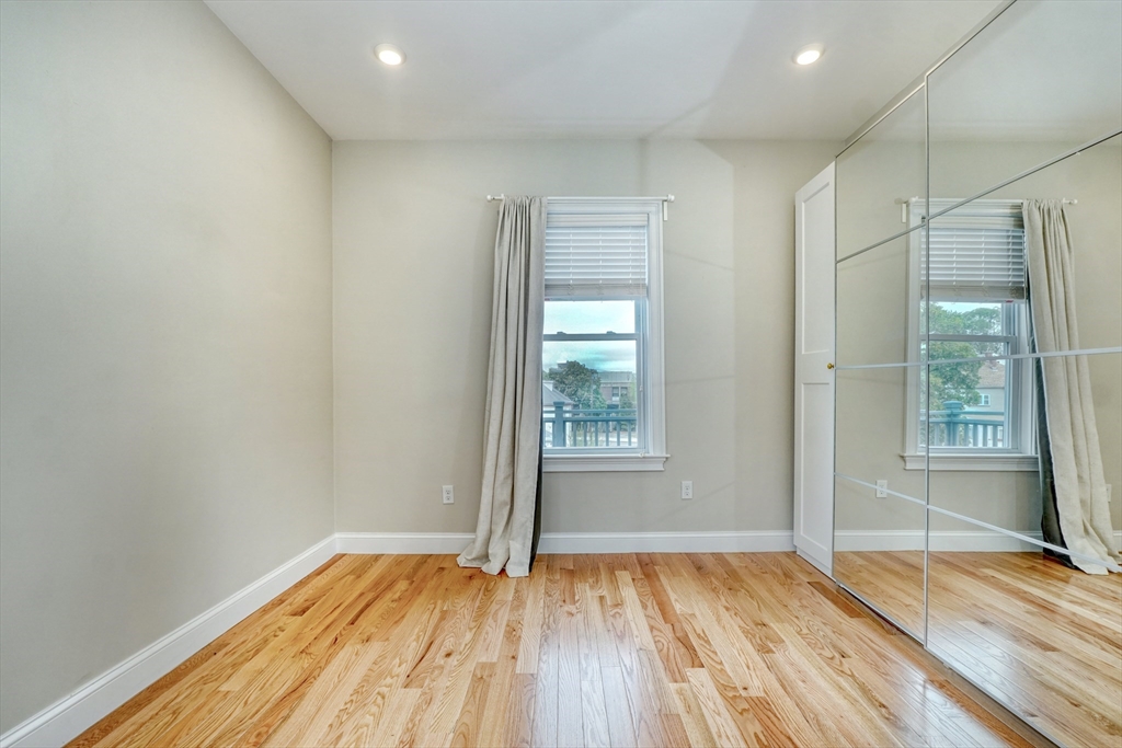 35 Somerset Avenue, Unit 6 Winthrop, MA 02152 - Photo 18 of 31