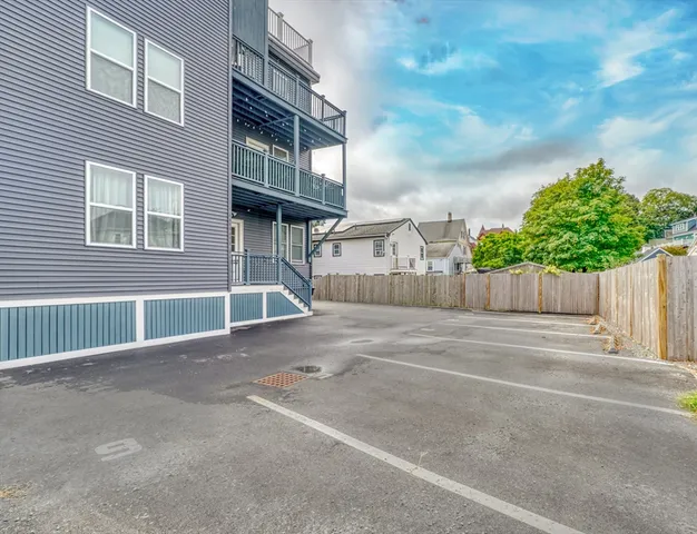 $509,900 | 35 Somerset Avenue, Unit 6, Winthrop, MA 02152