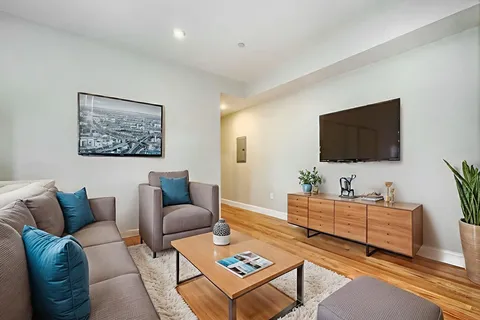 $509,900 | 35 Somerset Avenue, Unit 6, Winthrop, MA 02152