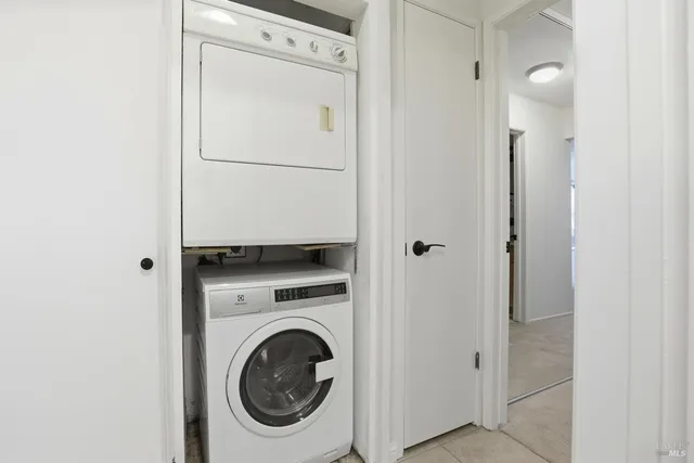 $605,000 | 944 Vía Casitas, Greenbrae, CA 94904