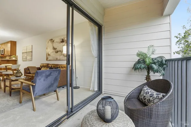 $605,000 | 944 Vía Casitas, Greenbrae, CA 94904