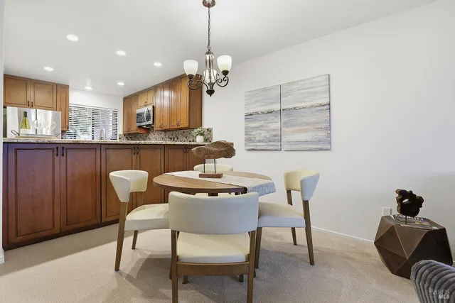 $605,000 | 944 Vía Casitas, Greenbrae, CA 94904