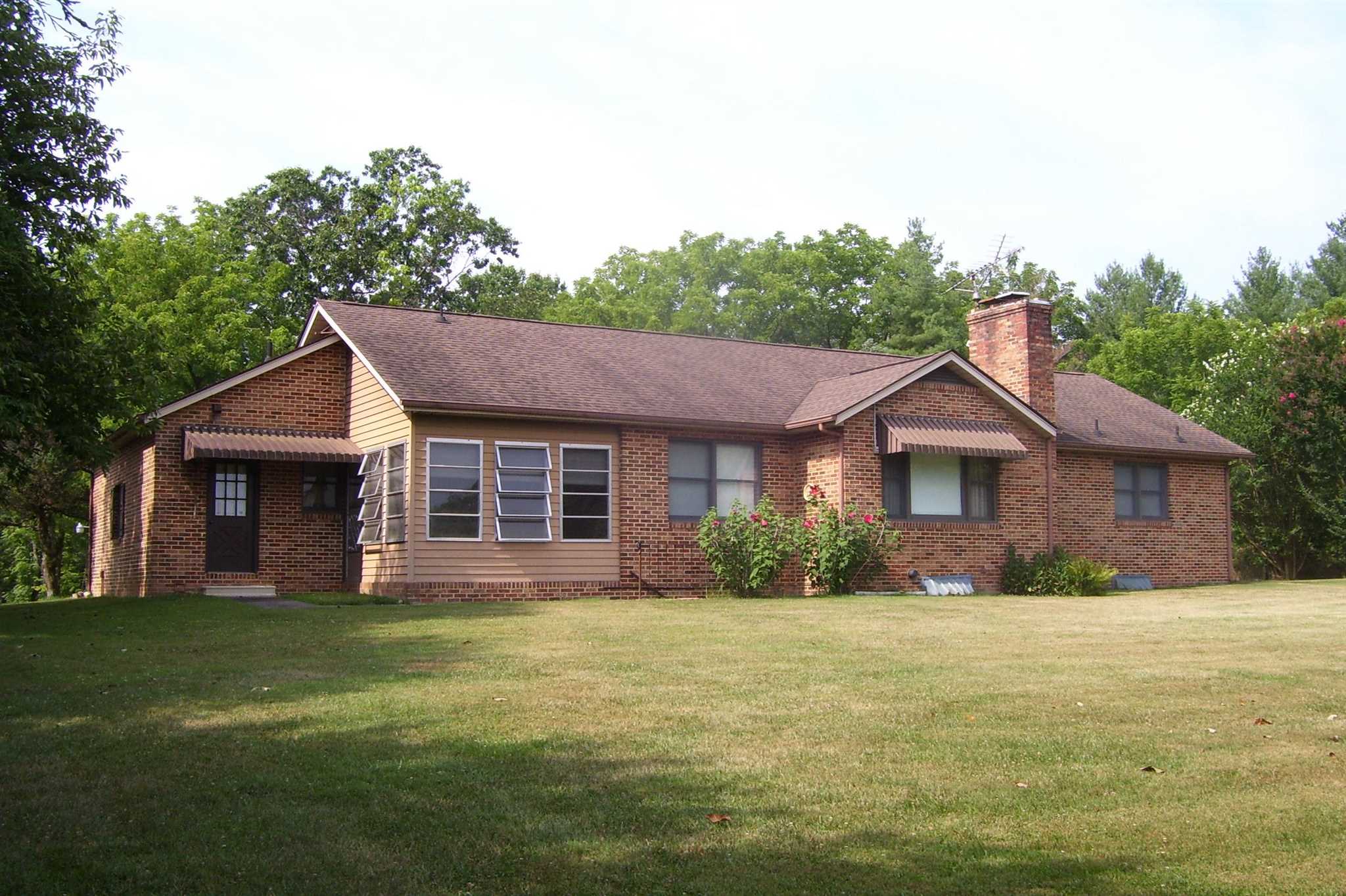 7614 Ford View Road Weyers Cave, VA 24486 - Photo 4 of 21 Gallery Image 4