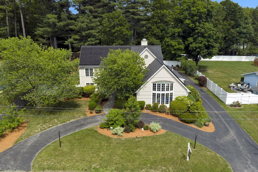 17 Clara Road Framingham, MA 01701 - Photo 3 of 40