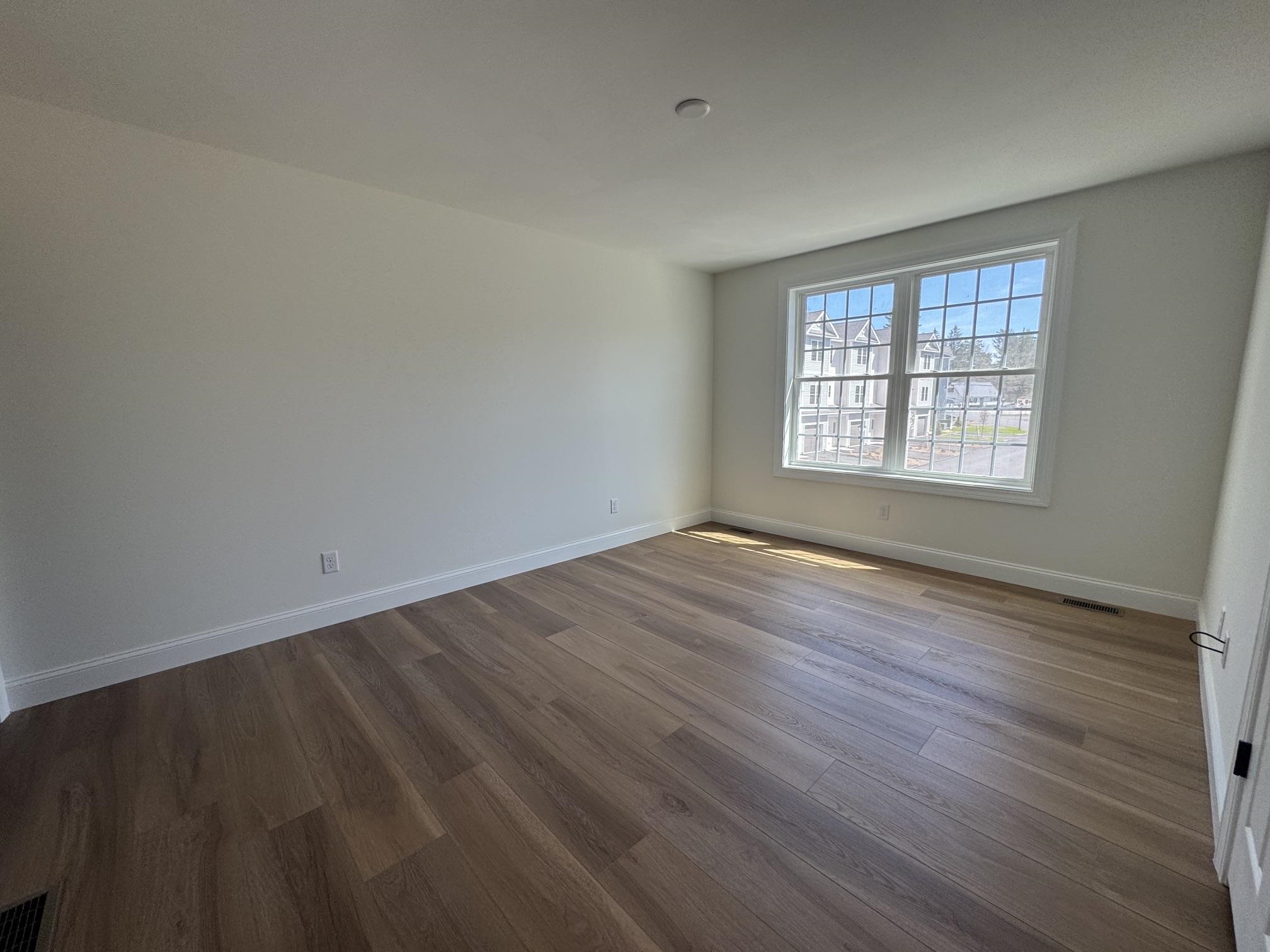 8 C Dearborn Circle Walpole, NH 03608 - Photo 6 of 16