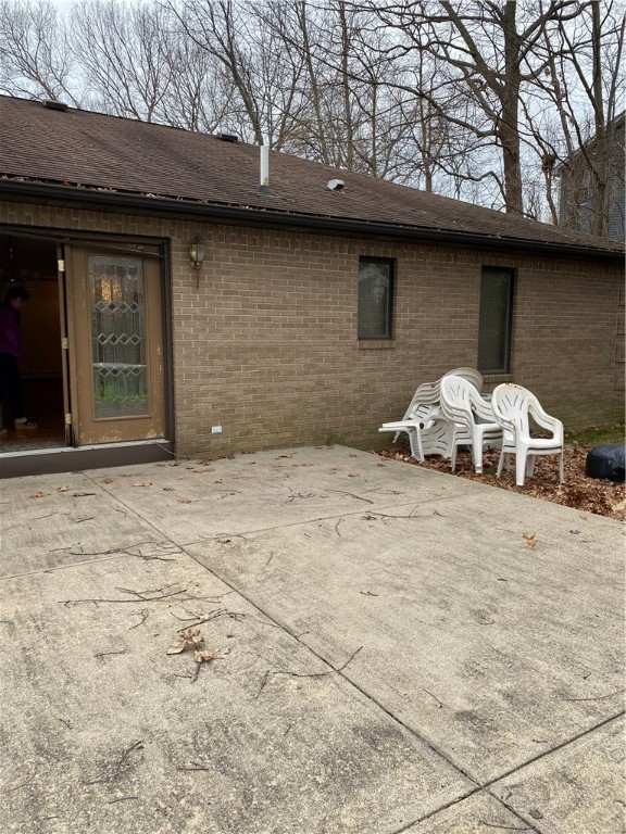 161 Council Rock Road South Cranston, RI 02921 - Photo 39 of 45 concrete patio off Dining Room
