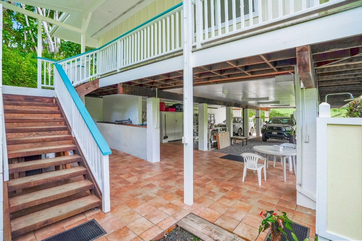 6431 Poo Road, Unit 2 Kapaa, HI 96746 - Photo 23 of 30 a view of entryway front of house