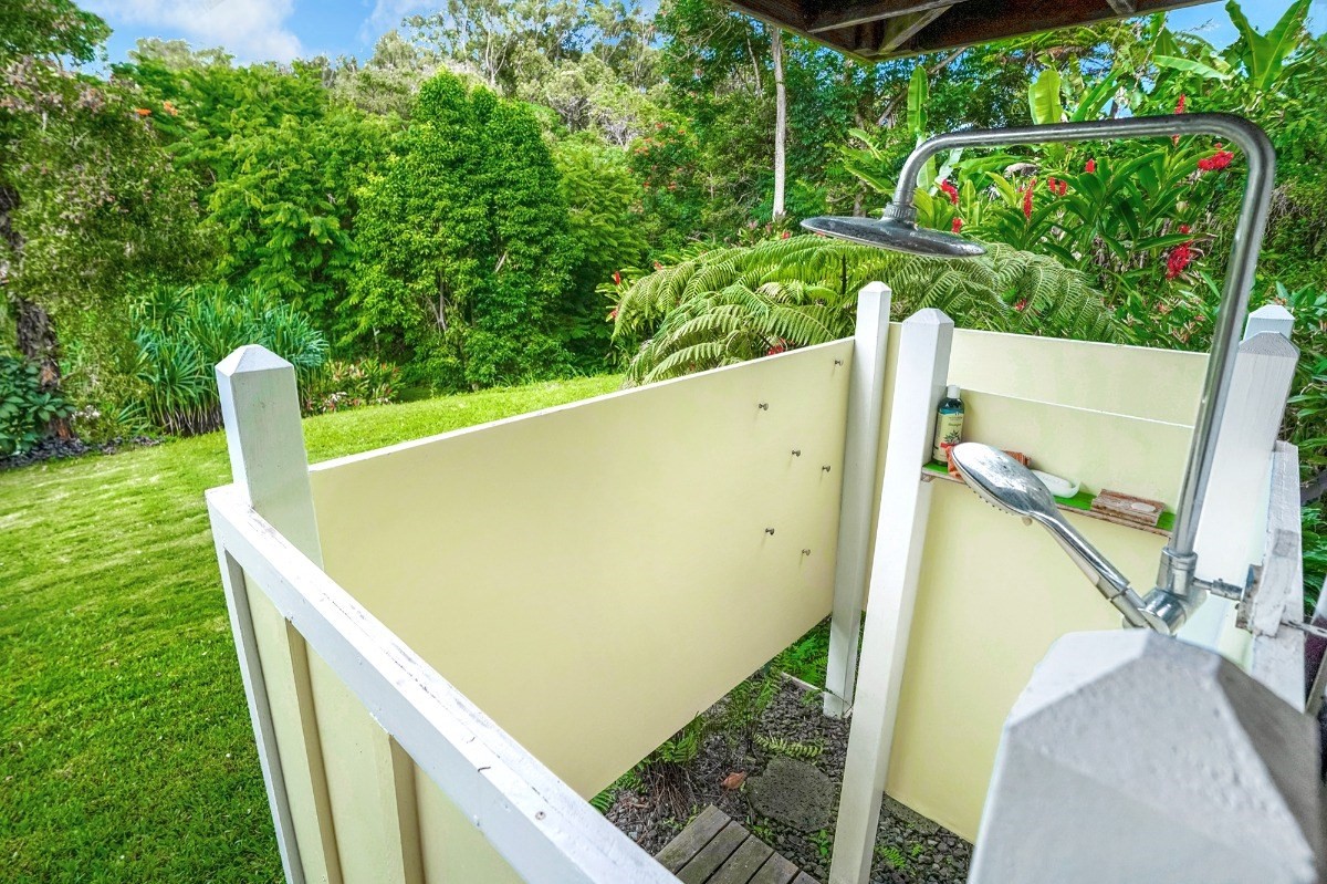 6431 Poo Road, Unit 2 Kapaa, HI 96746 - Photo 25 of 30 a view of outdoor space and yard
