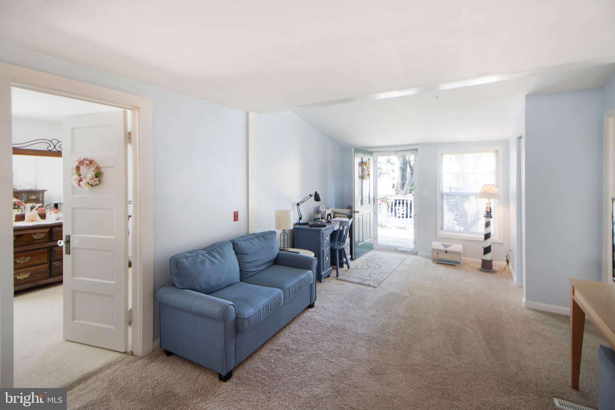 5013 Ridge Road Chesapeake Beach, MD 20732 - Photo 7 of 42 Front Room