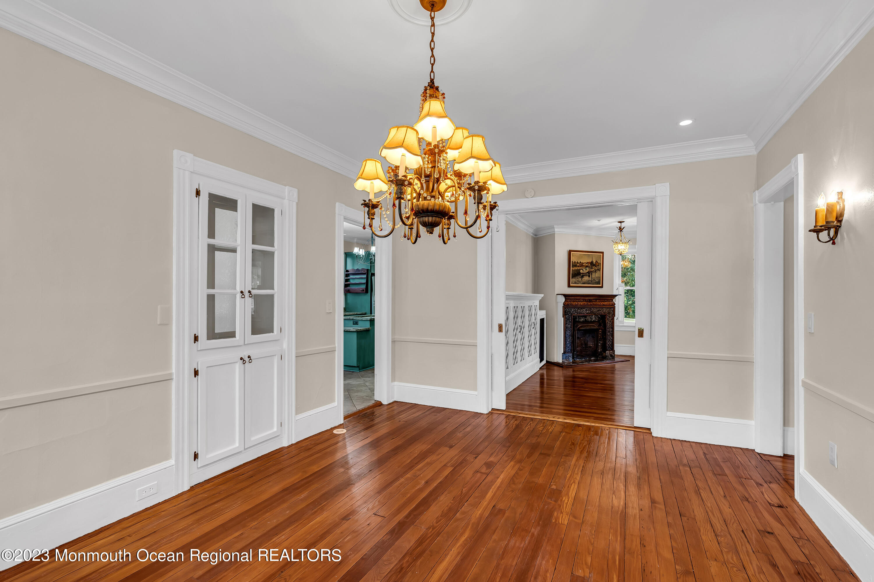 424 Mercer Avenue Spring Lake, NJ 07762 - Photo 23 of 36 a view of a room with wooden floor and entryway