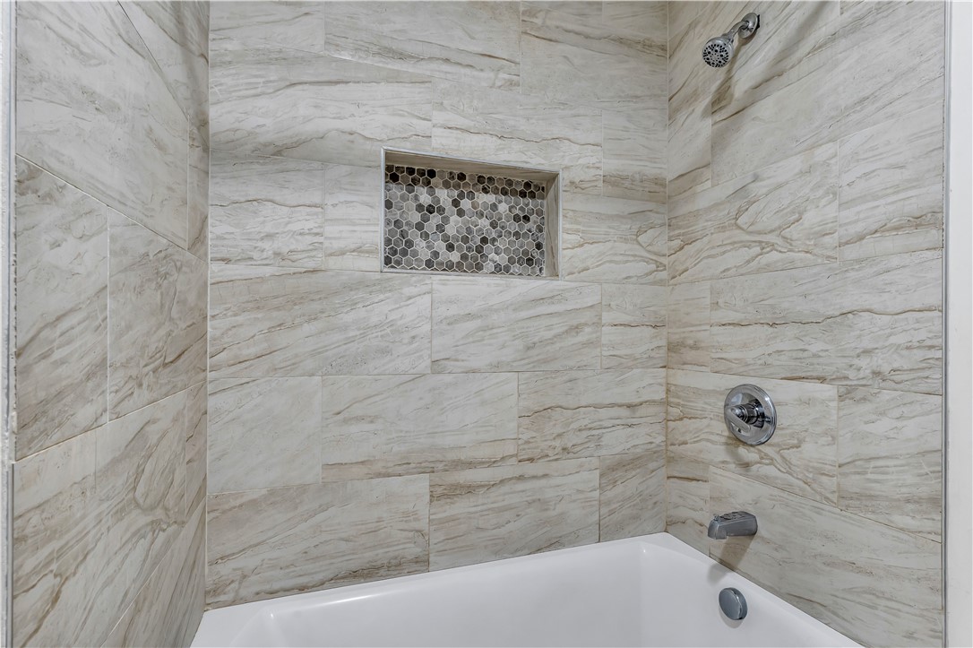 40 Burnside Avenue Woonsocket, RI 02895 - Photo 11 of 30