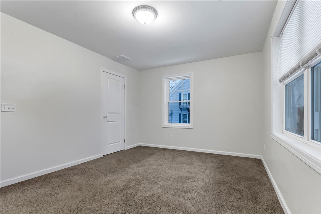 40 Burnside Avenue Woonsocket, RI 02895 - Photo 16 of 30